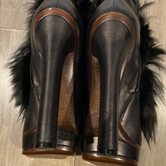 Rare! Authentic Gucci BLACK Leather/Alpaca Fur Platform Ankle Boot (Size 37) - Picture 5 of 6